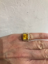 Carica l'immagine nel visualizzatore di Gallery, Anello puntoluce Minimal capsule