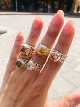 Carica l'immagine nel visualizzatore di Gallery, Anello puntoluce Minimal capsule