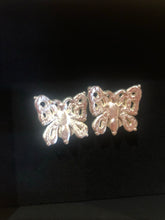 Carica l'immagine nel visualizzatore di Gallery, Orecchini a lobo Farfalla Gran Lottie