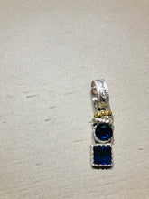 Carica l'immagine nel visualizzatore di Gallery, Ciondolo puntoluce doppio