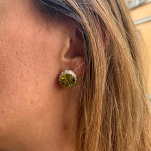 Carica l'immagine nel visualizzatore di Gallery, Orecchino Puntoluce Classico