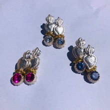 Carica l'immagine nel visualizzatore di Gallery, Orecchini Cuore Sacro light