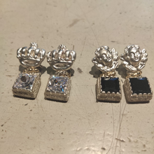 Carica l'immagine nel visualizzatore di Gallery, Orecchino Lottie Light