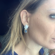 Carica l'immagine nel visualizzatore di Gallery, Orecchino Lottie Light