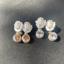 Carica l'immagine nel visualizzatore di Gallery, Orecchino Lottie Light