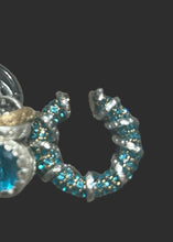 Carica l'immagine nel visualizzatore di Gallery, Ear cuff pavé 2025
