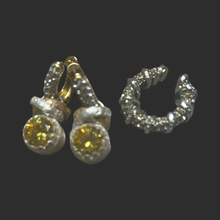 Carica l'immagine nel visualizzatore di Gallery, Ear cuff pavé 2025
