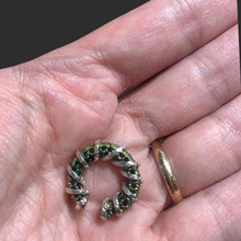 Carica l'immagine nel visualizzatore di Gallery, Ear cuff pavé 2025
